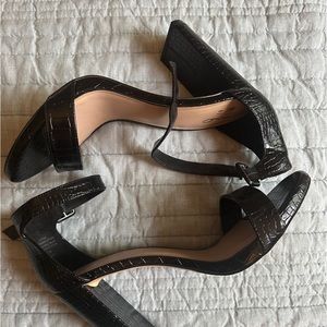 Chunky Black Heels - 4inchs